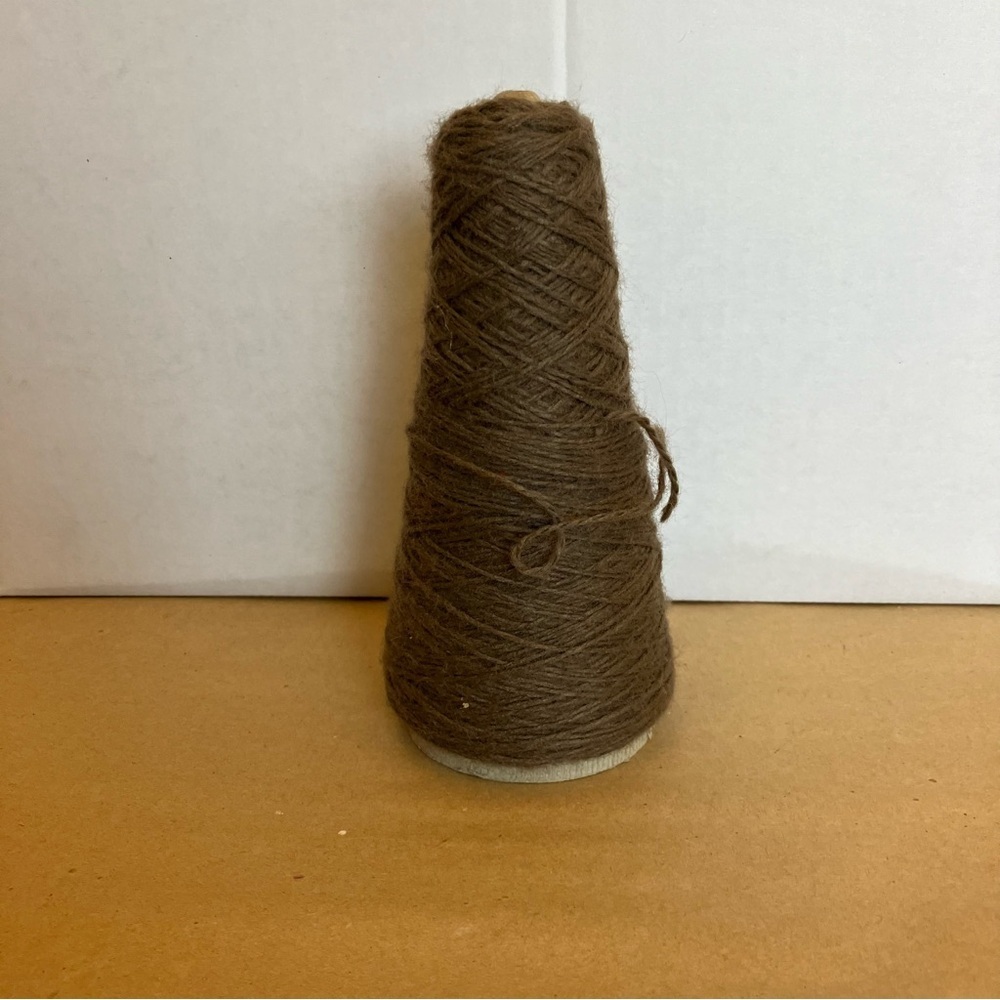 Phoenix Dye Works 2/8 Orlon Weaving Knitting Craft Yarn Sand Brown 2.5oz